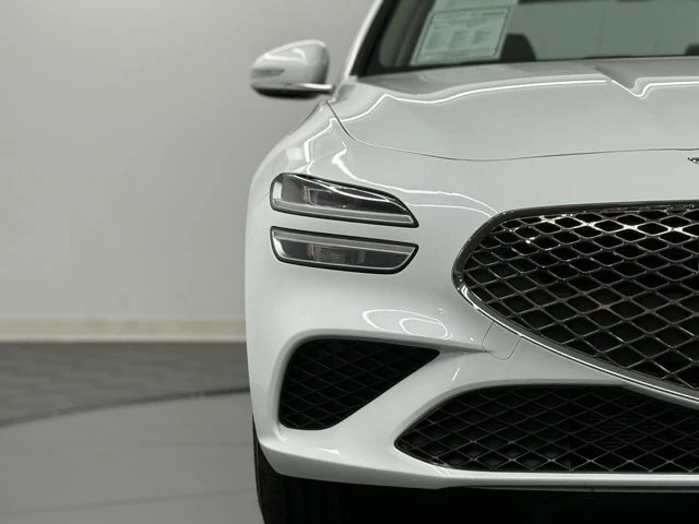 2025 Genesis G70 - Image 4 of 12