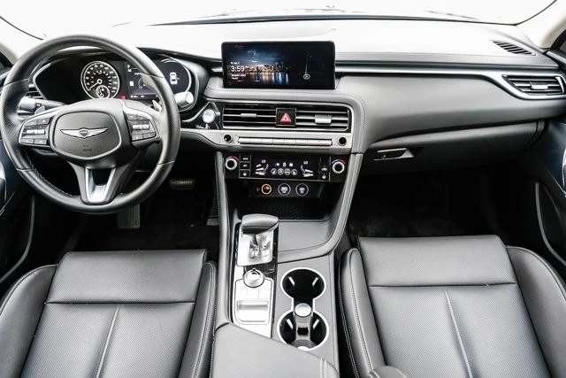 2025 Genesis G70 - Image 10 of 12