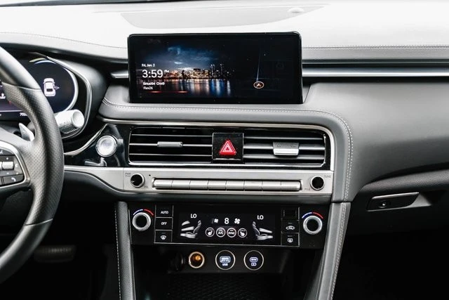 2025 Genesis G70 - Image 11 of 12