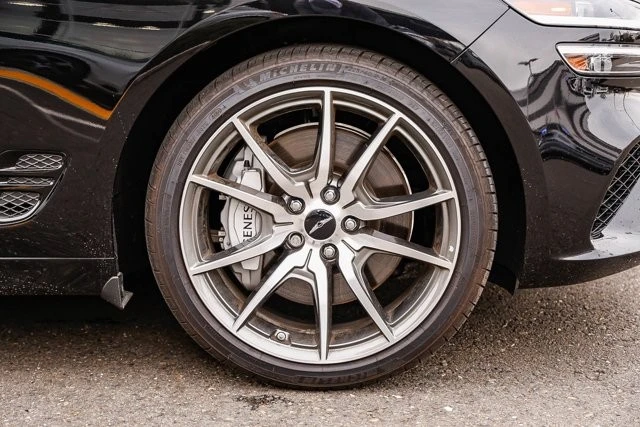 2025 Genesis G70 - Image 9 of 12