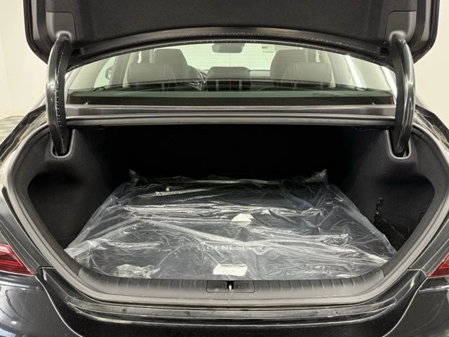 2025 Genesis G70 - Image 11 of 12