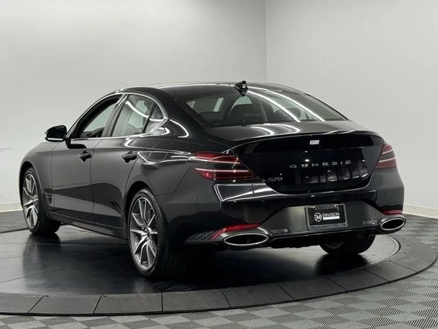 2025 Genesis G70 - Image 10 of 12