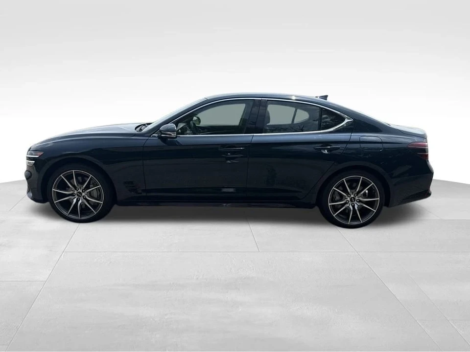 2025 Genesis G70 - Image 2 of 12
