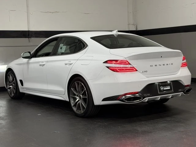 2025 Genesis G70 - Image 10 of 12