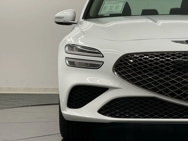 2025 Genesis G70 - Image 4 of 12