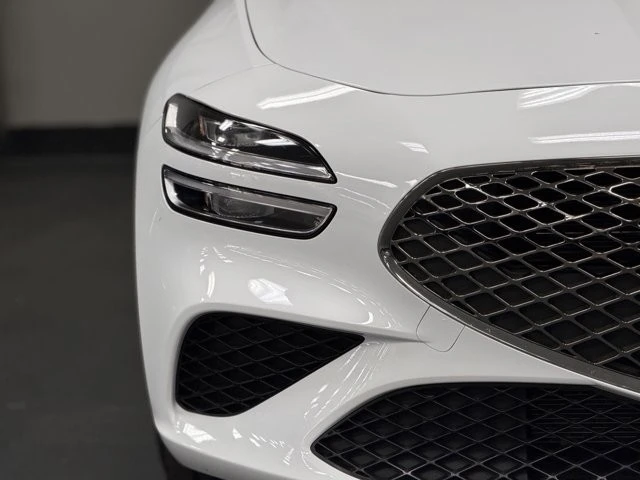 2025 Genesis G70 - Image 8 of 12