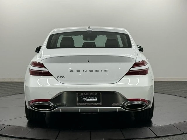2025 Genesis G70 - Image 8 of 12
