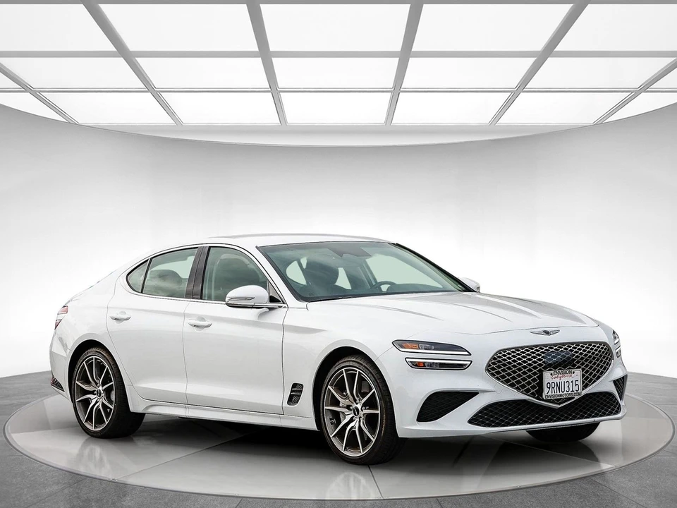 2025 Genesis G70 - Image 5 of 12