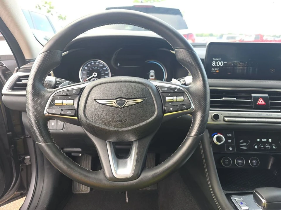 2025 Genesis G70 - Image 8 of 10