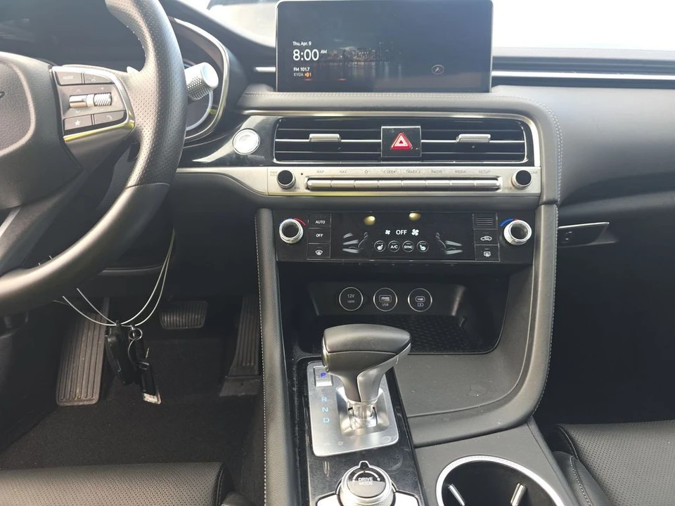 2025 Genesis G70 - Image 6 of 10