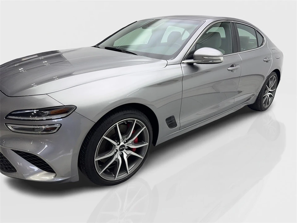 2025 Genesis G70 - Image 11 of 12