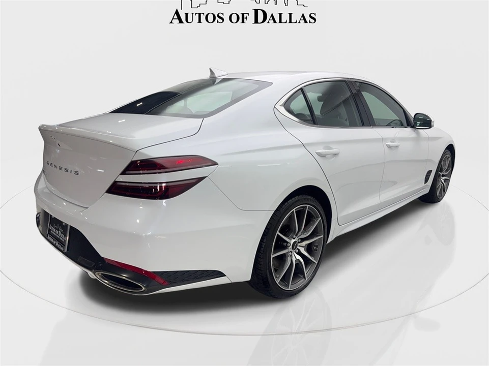 2025 Genesis G70 - Image 6 of 21