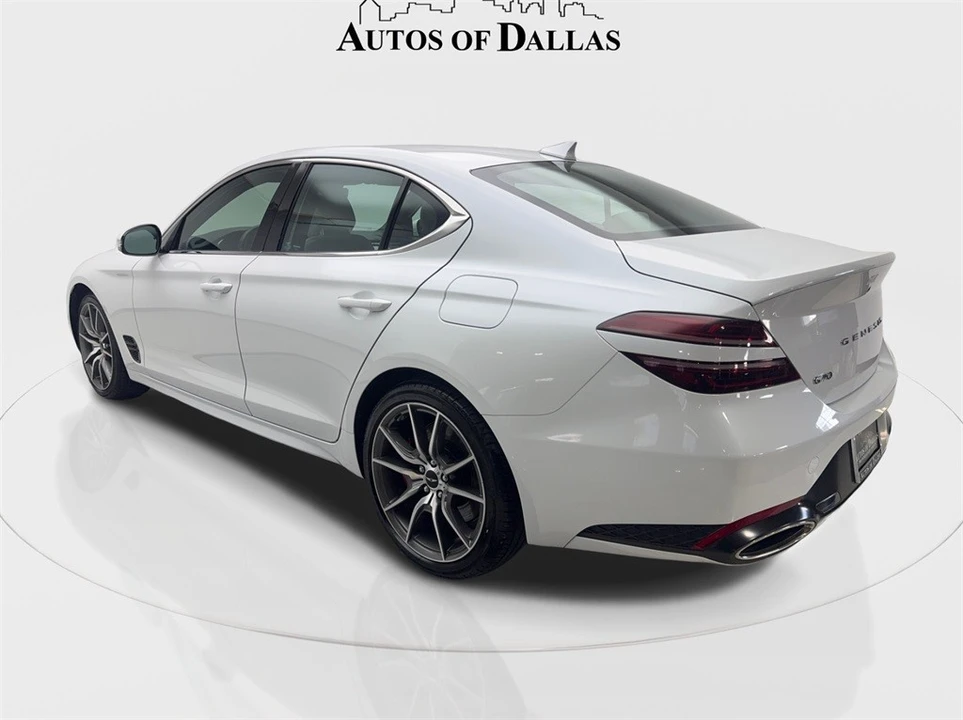 2025 Genesis G70 - Image 9 of 21