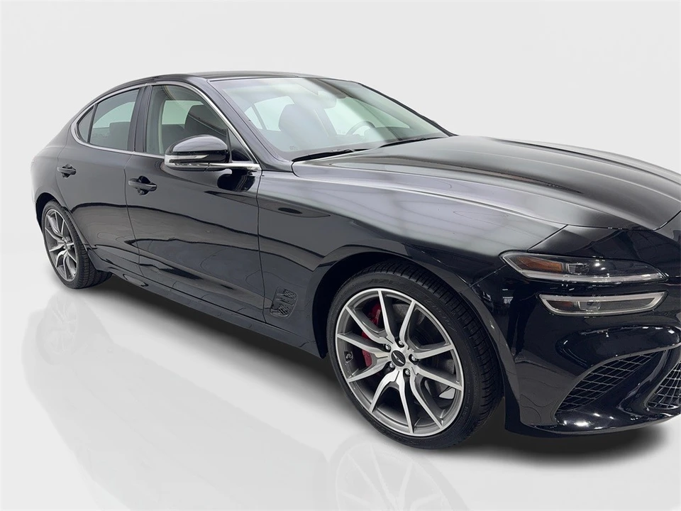 2025 Genesis G70 - Image 12 of 21