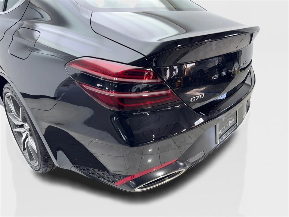 2025 Genesis G70 - Image 19 of 21