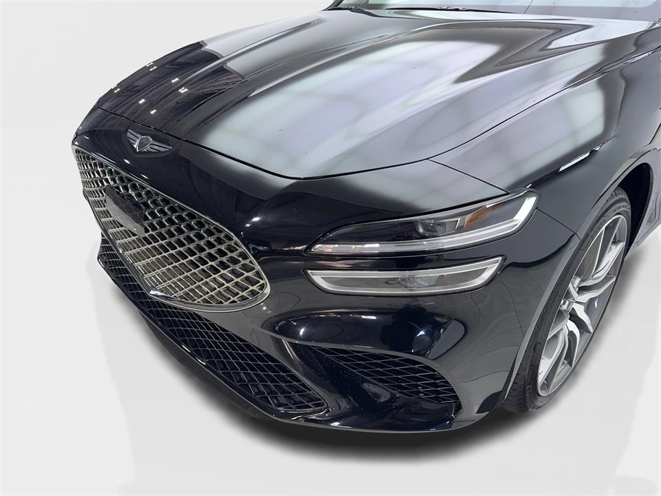 2025 Genesis G70 - Image 16 of 21