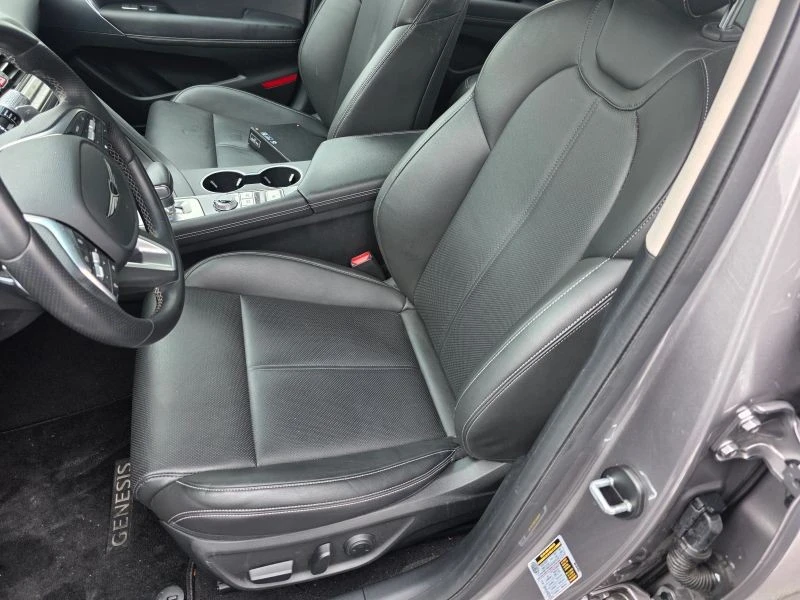 2025 Genesis G70 - Image 7 of 12