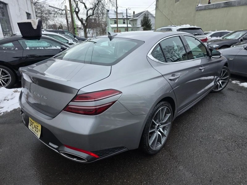2025 Genesis G70 - Image 4 of 12