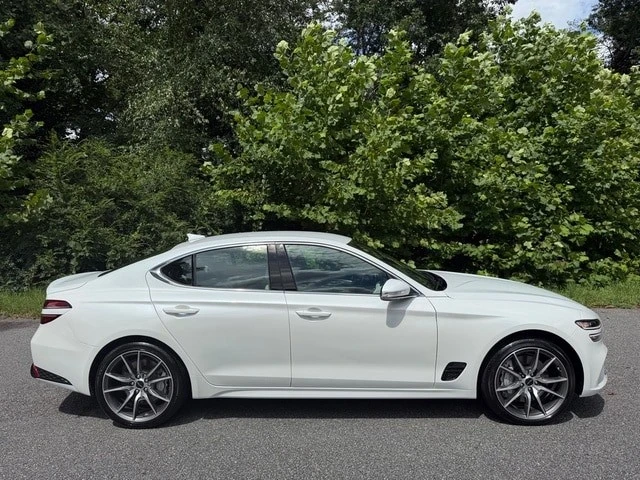 2025 Genesis G70 - Image 5 of 21