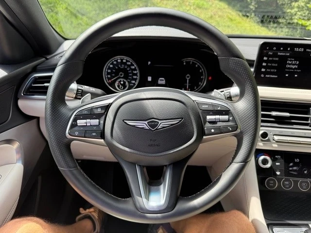 2025 Genesis G70 - Image 20 of 21