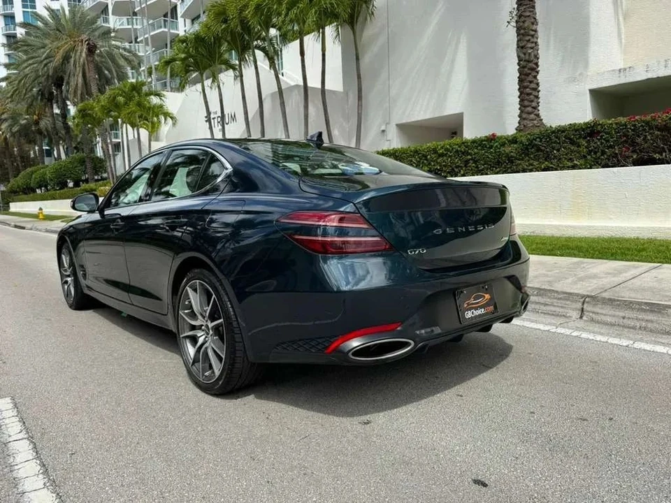 2025 Genesis G70 - Image 5 of 12