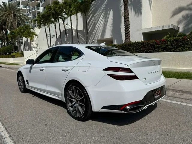 2025 Genesis G70 - Image 5 of 12