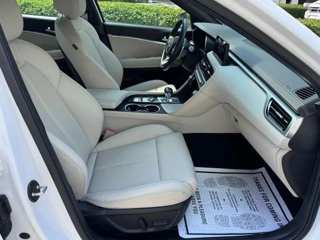 2025 Genesis G70 - Image 11 of 12