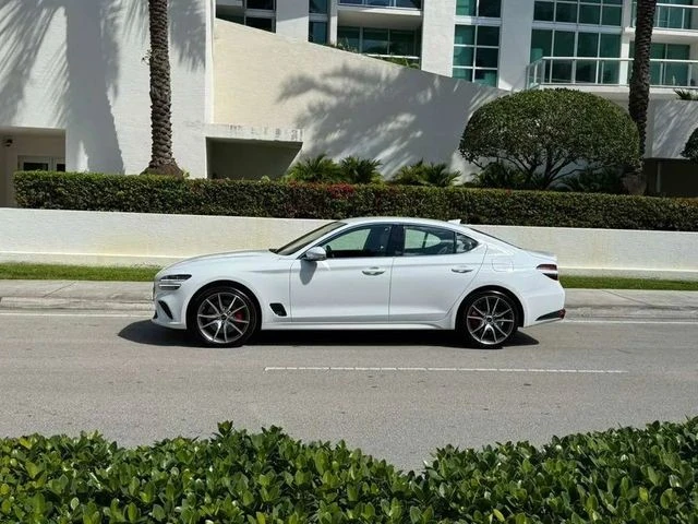 2025 Genesis G70 - Image 10 of 12