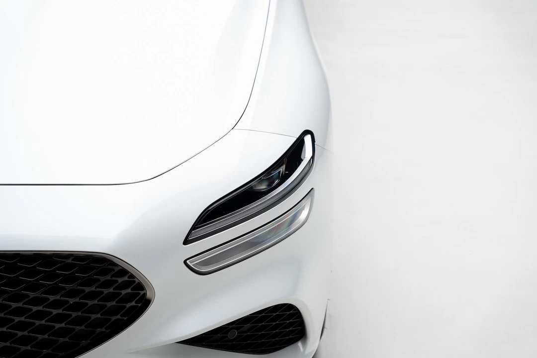 2025 Genesis G70 - Image 10 of 12