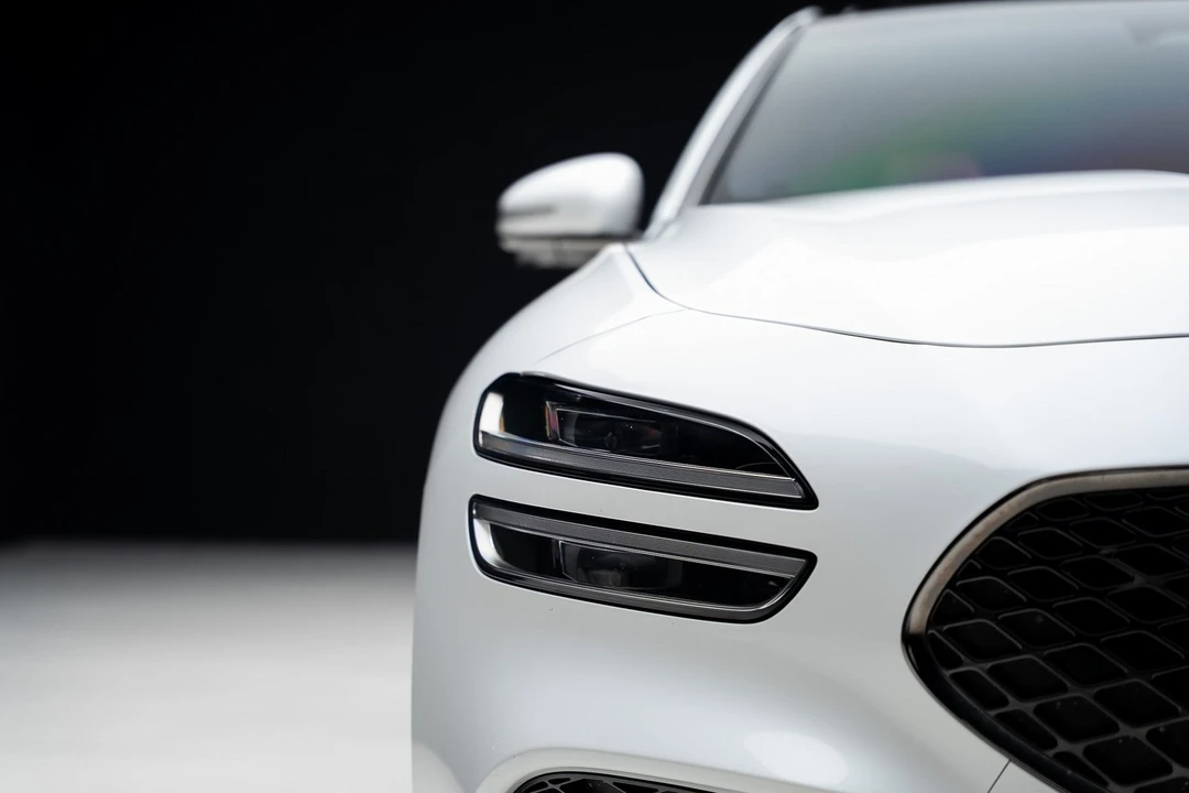 2025 Genesis G70 - Image 8 of 12