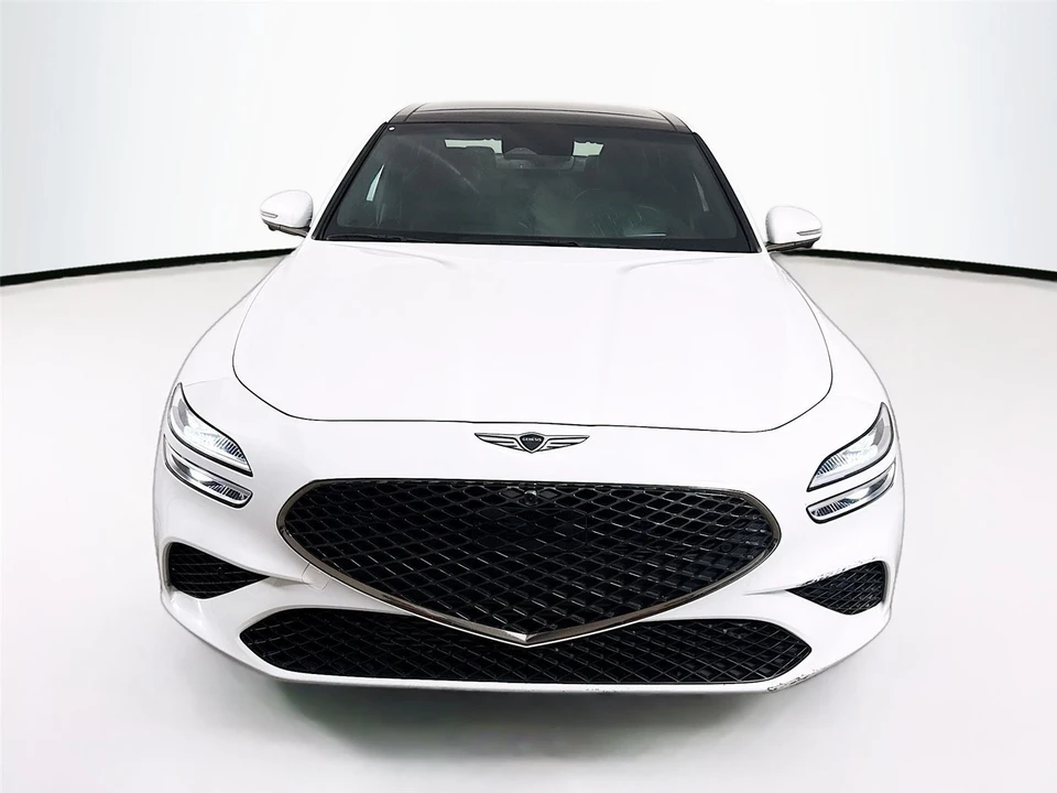 2025 Genesis G70 - Image 9 of 15