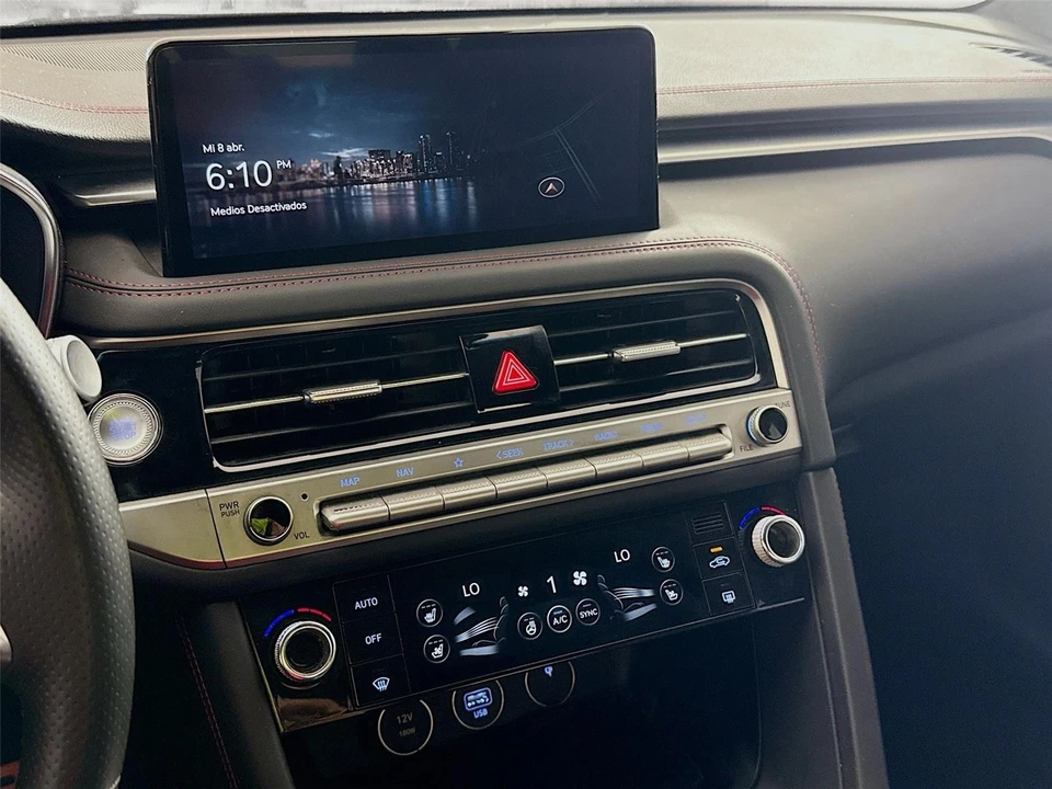 2025 Genesis G70 - Image 7 of 15