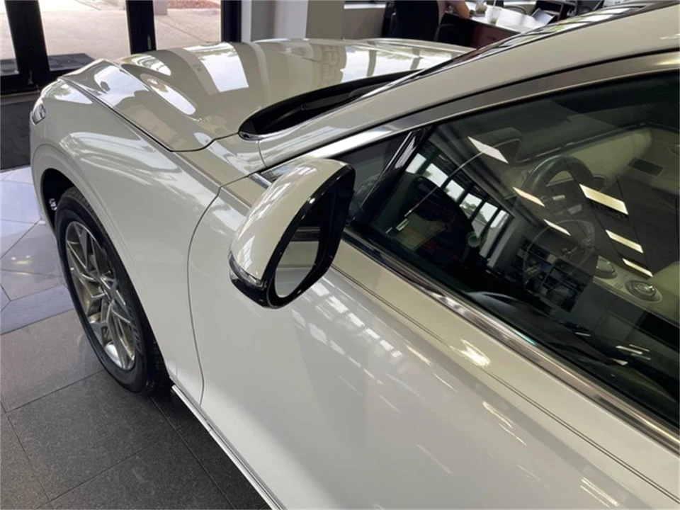 2025 Genesis G70 - Image 12 of 31