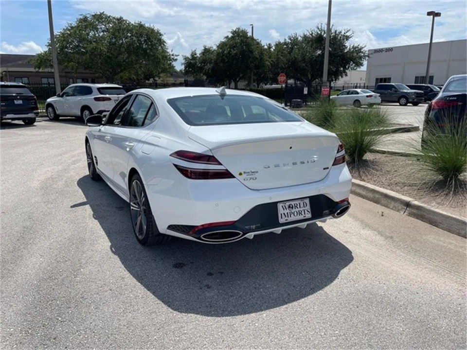 2025 Genesis G70 - Image 3 of 4