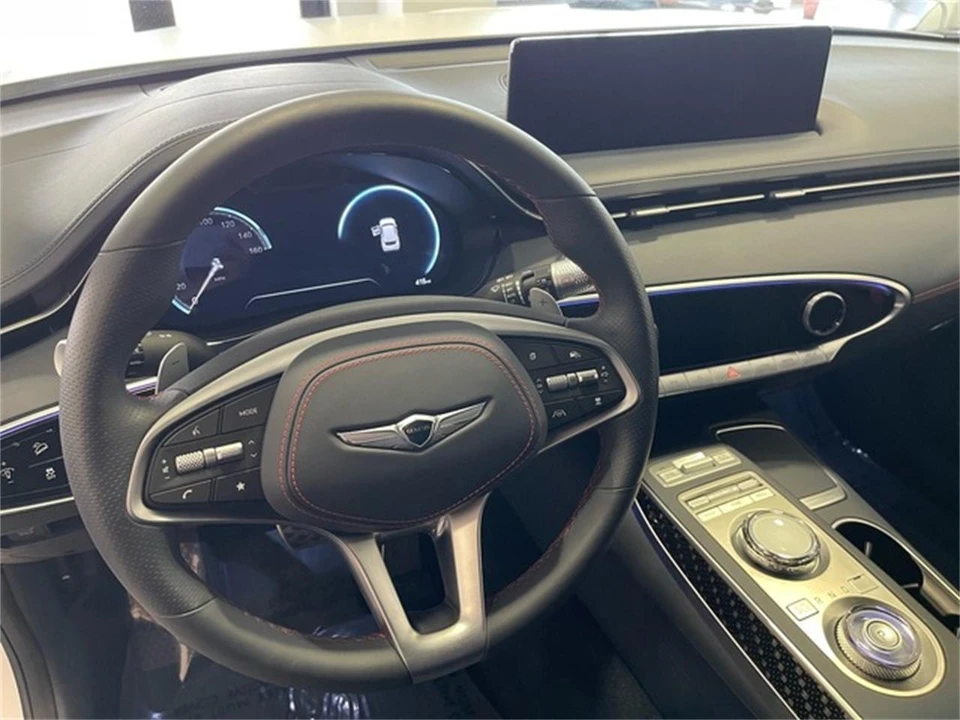 2025 Genesis G70 - Image 27 of 31
