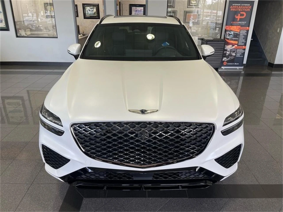2025 Genesis G70 - Image 9 of 31