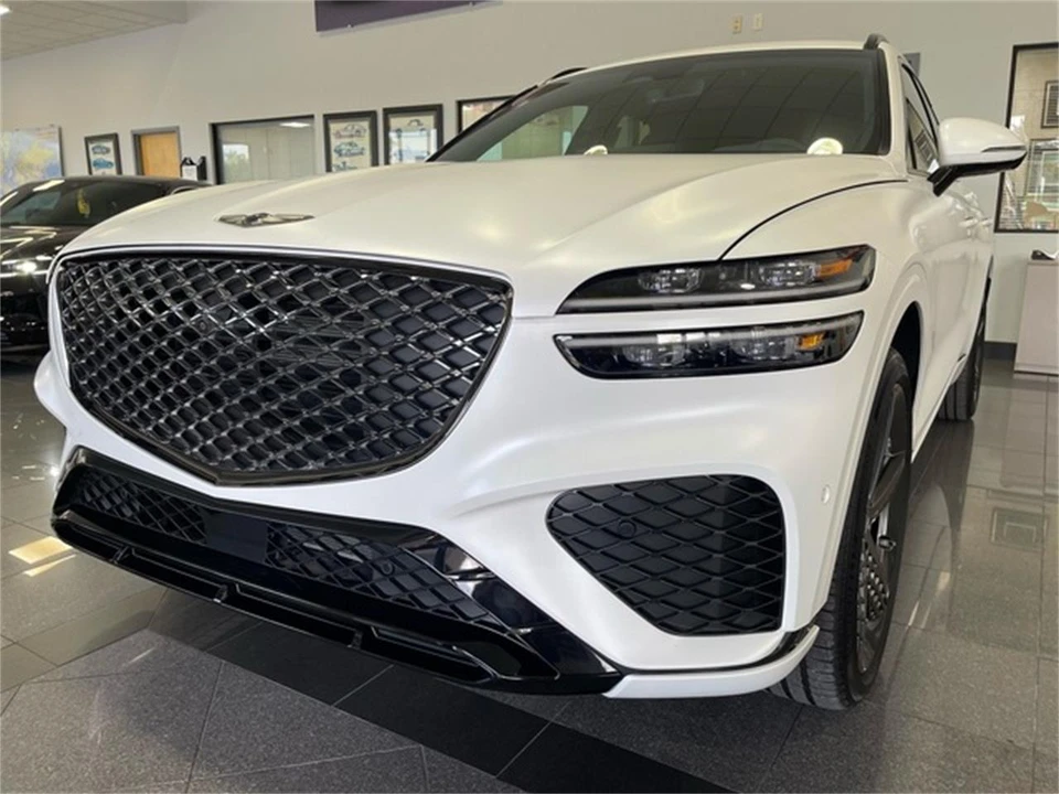 2025 Genesis G70 - Image 11 of 31