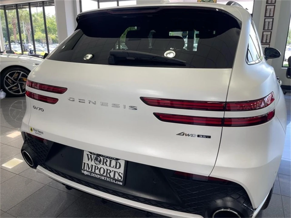 2025 Genesis G70 - Image 18 of 31