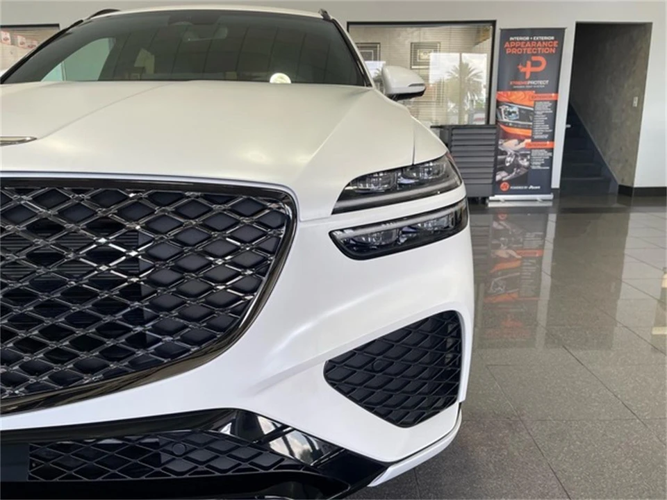 2025 Genesis G70 - Image 10 of 31