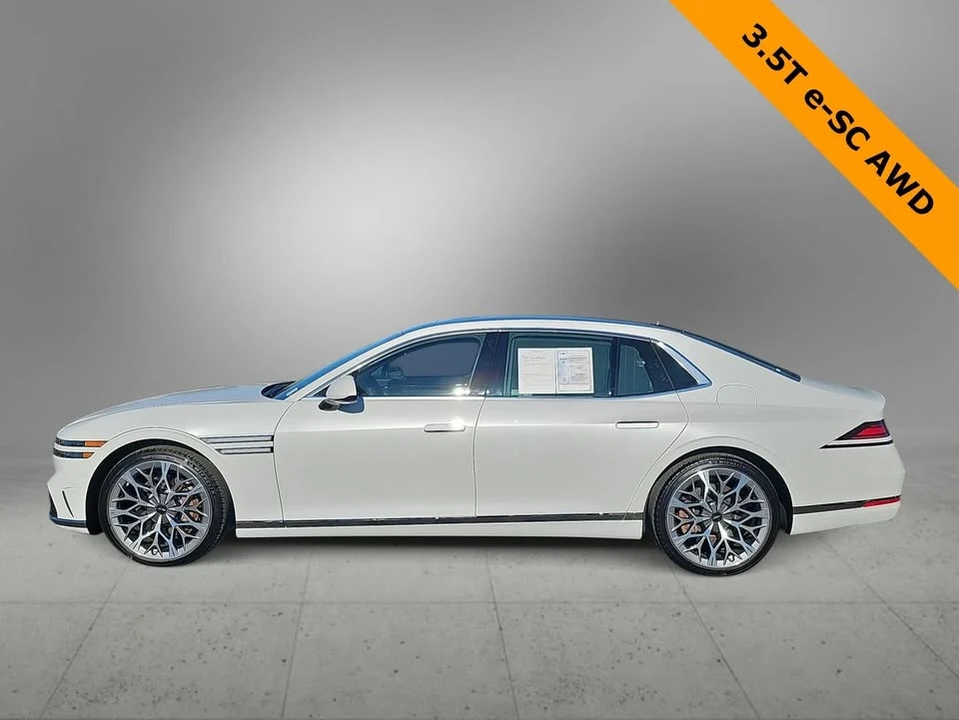2025 Genesis G90 - Image 5 of 20