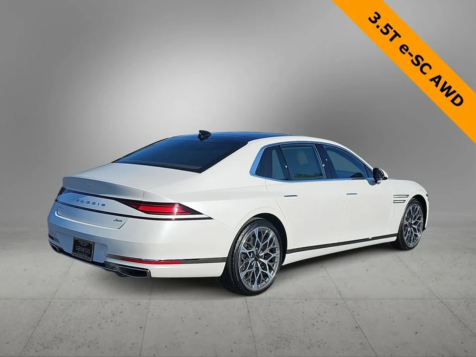 2025 Genesis G90 - Image 8 of 20