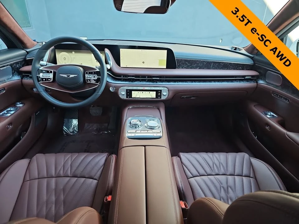 2025 Genesis G90 - Image 14 of 20