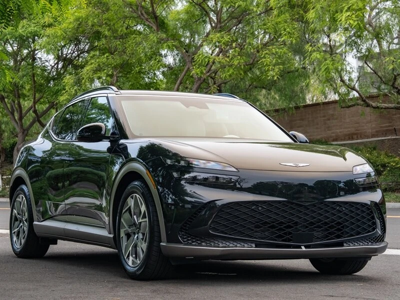 2025 Genesis GV60 - Image 4 of 21