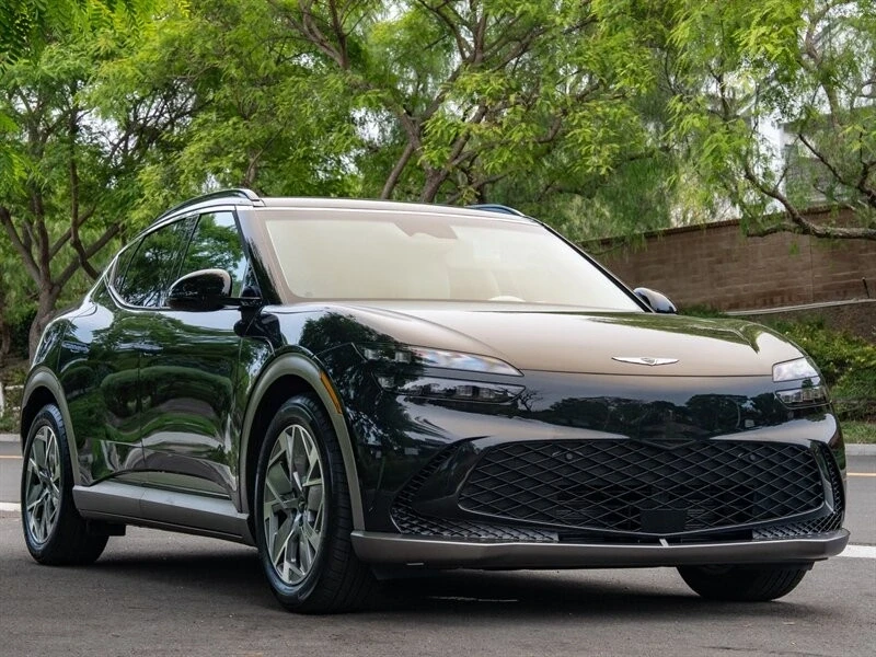 2025 Genesis GV60 - Image 4 of 21