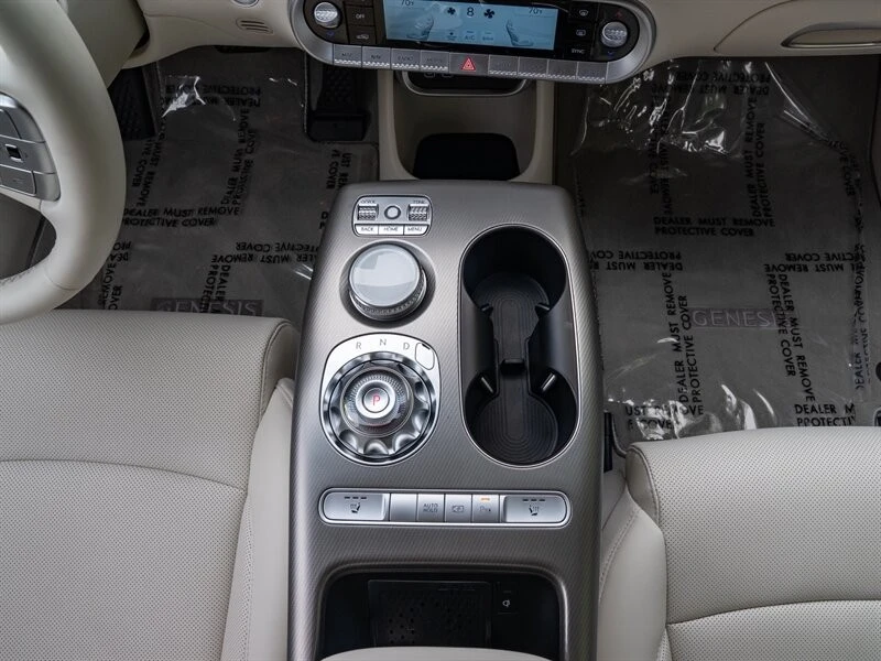 2025 Genesis GV60 - Image 16 of 21
