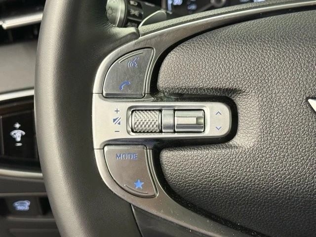 2025 Genesis GV70 - Image 20 of 21
