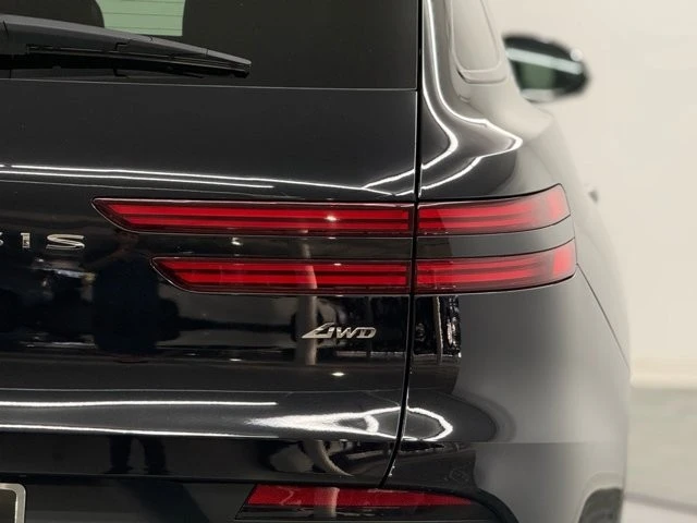 2025 Genesis GV70 - Image 8 of 12