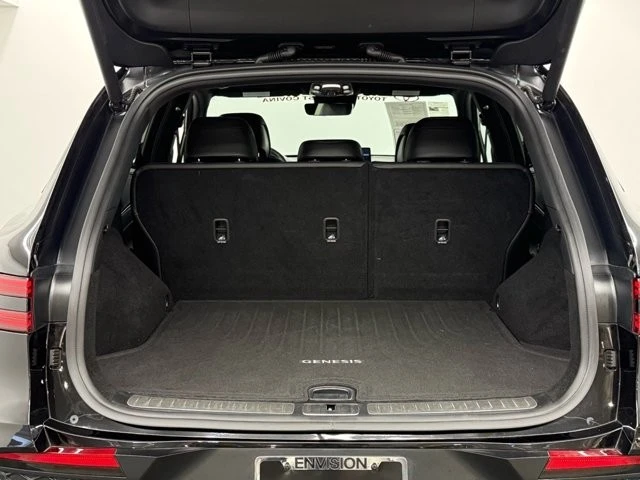 2025 Genesis GV70 - Image 11 of 12