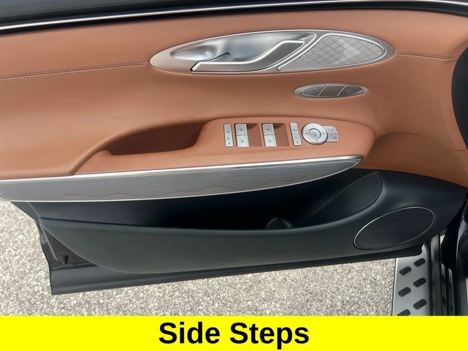 2025 Genesis GV70 - Image 11 of 12