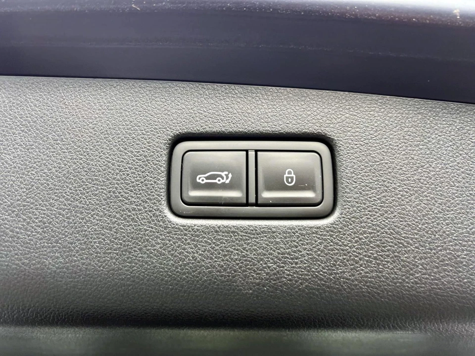 2025 Genesis GV70 - Image 7 of 21